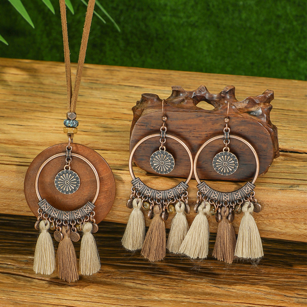 Wholesale Alloy Bohemian Handmade Braided Tassel Earrings Retro Ethnic Style Fashion Accessory