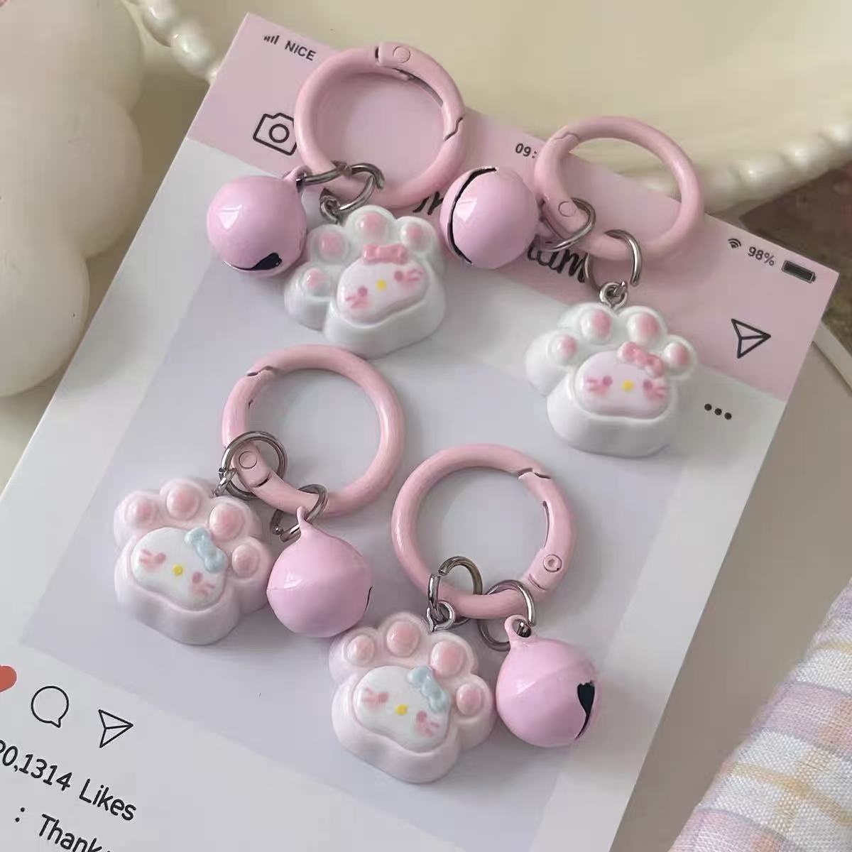 Wholesale Cute Cat Paw Keychain Bag Charm - Plastic Resin Gift for Friend