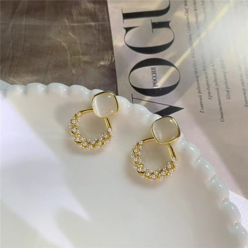 Wholesale Light Luxury High-grade Cat's Eye Stone Geometric Diamond Pearl Earrings