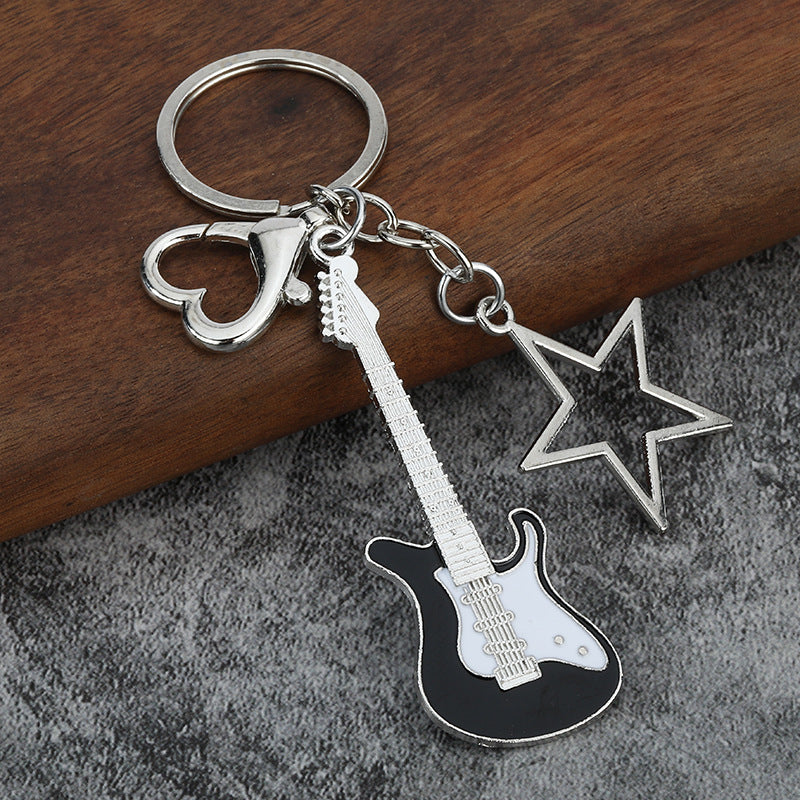 Wholesale Electroplating color-retaining oil-dripping guitar keychain