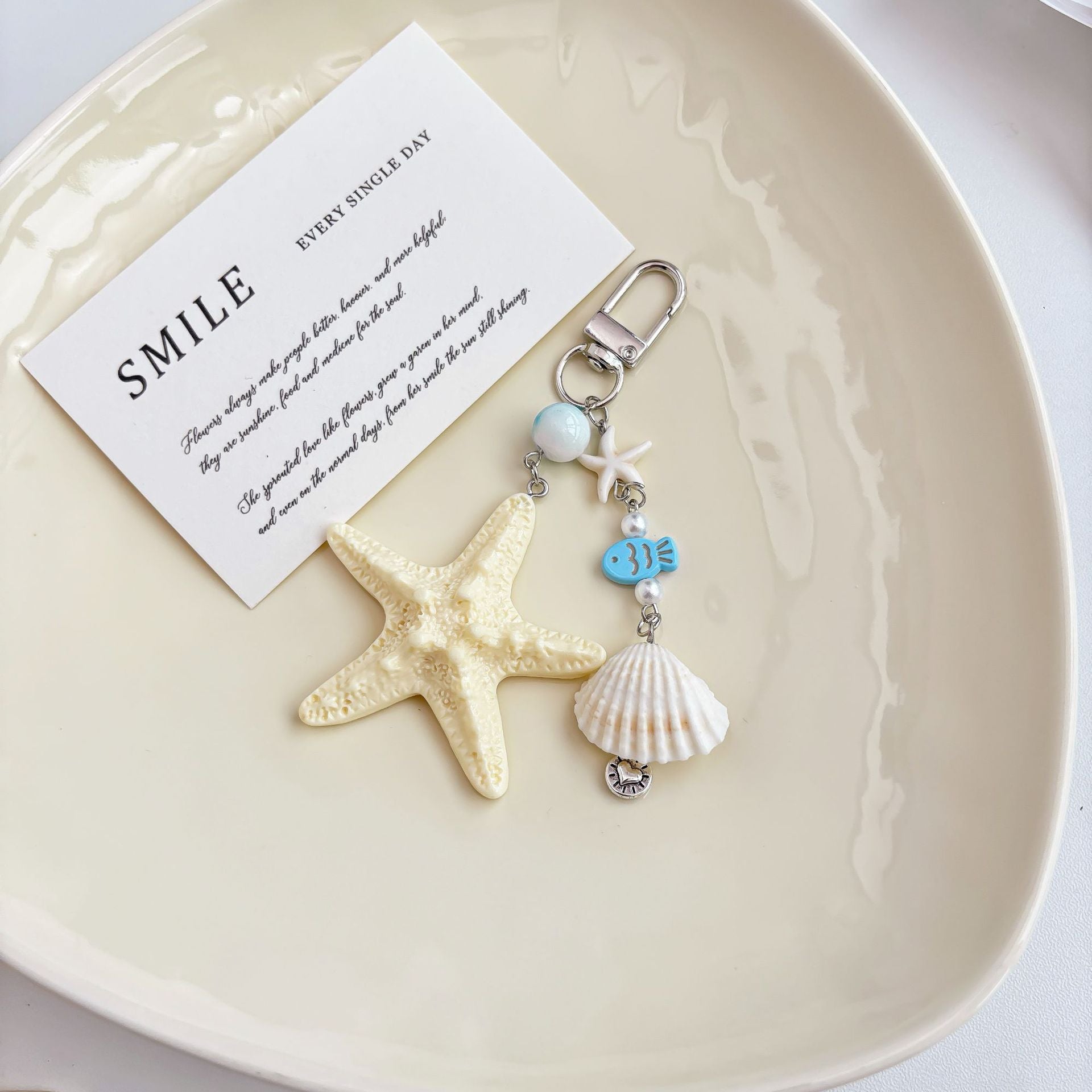 Wholesale Ocean Style Natural Shell Decorative Keychain