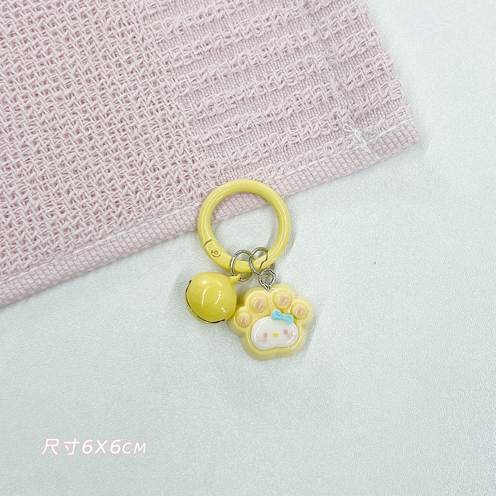 Wholesale Cute Cat Paw Keychain Bag Charm - Plastic Resin Gift for Friend