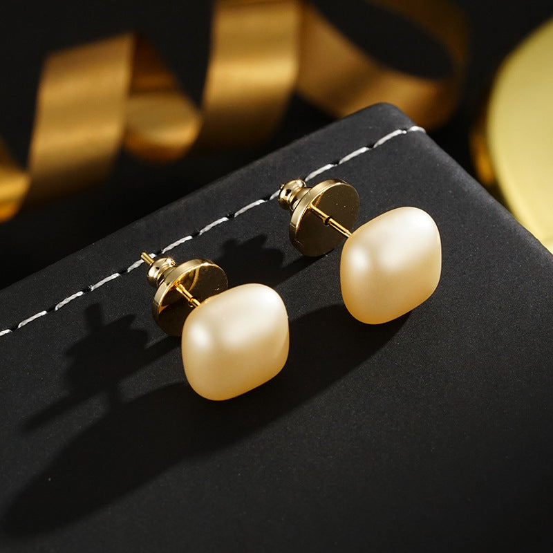 Wholesale small square luxury earrings