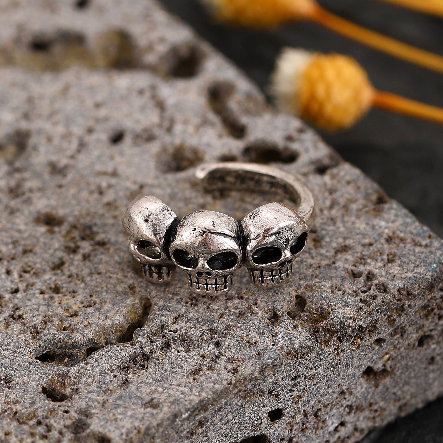 Wholesale Alloy Electroplated  Skull Earrings Women' s Fashion Accessory