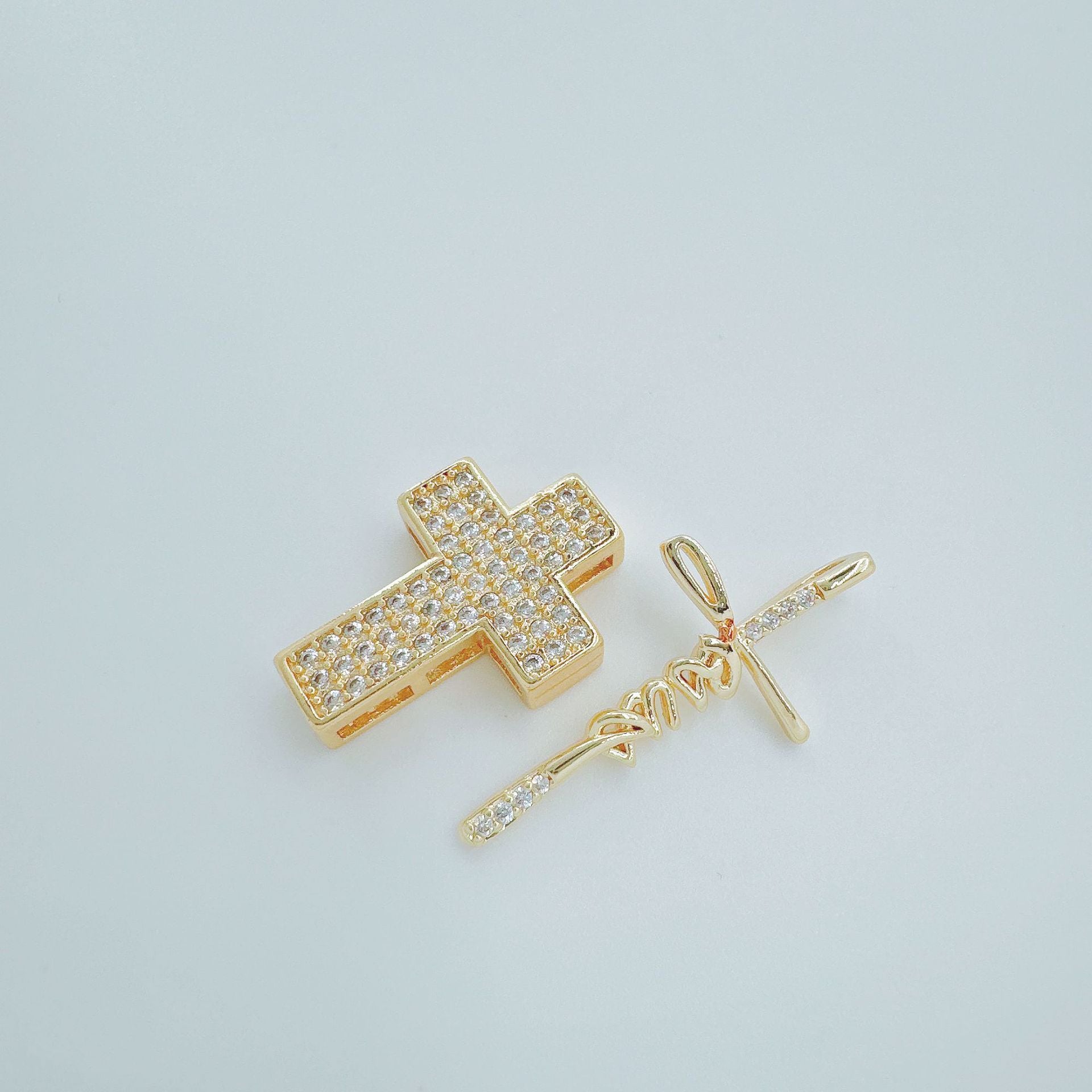 Wholesale Copper Gold Plated Fashion Pendant Necklace Women' s Jewelry Accessory