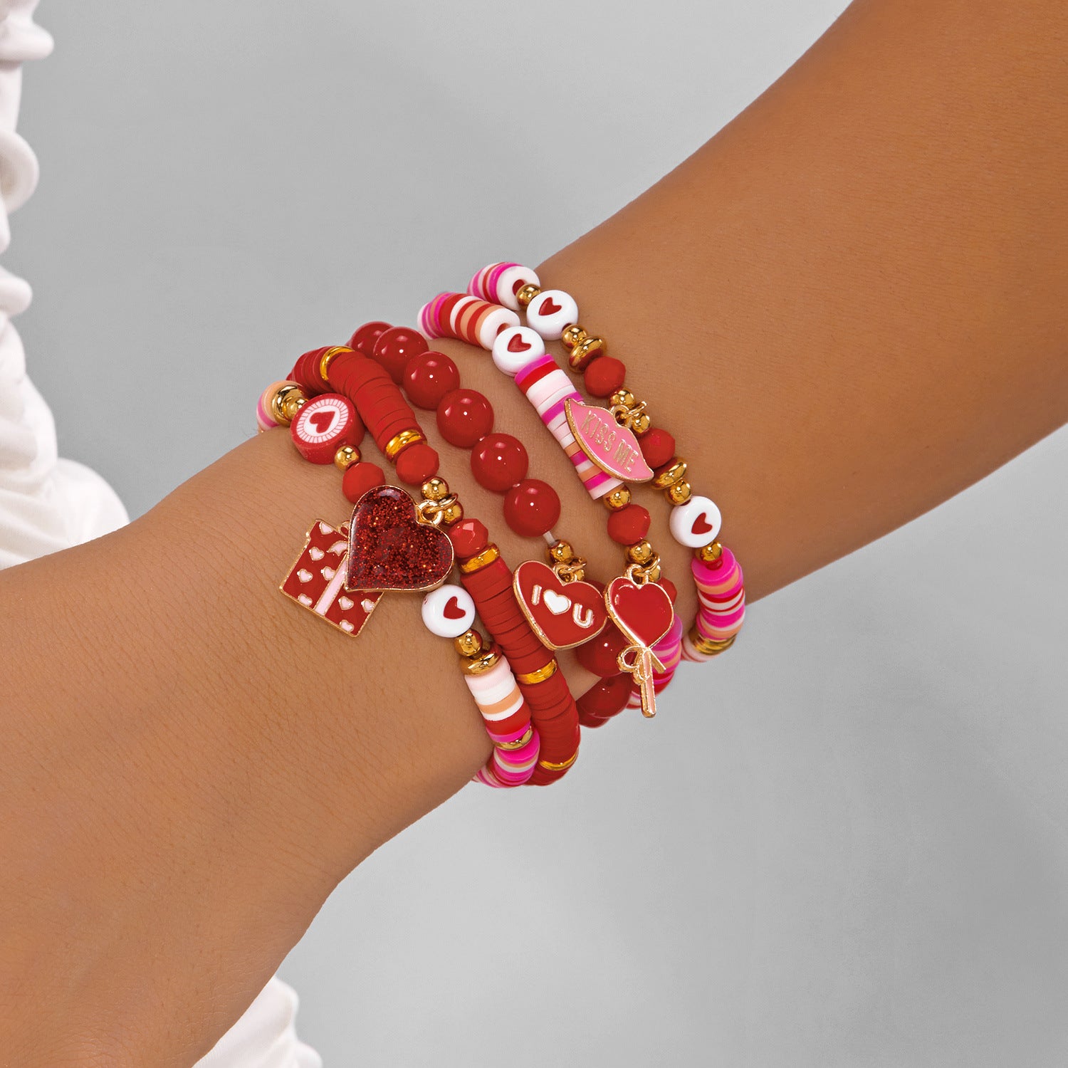 Wholesale Valentine' s Day Red Heart Bracelet
