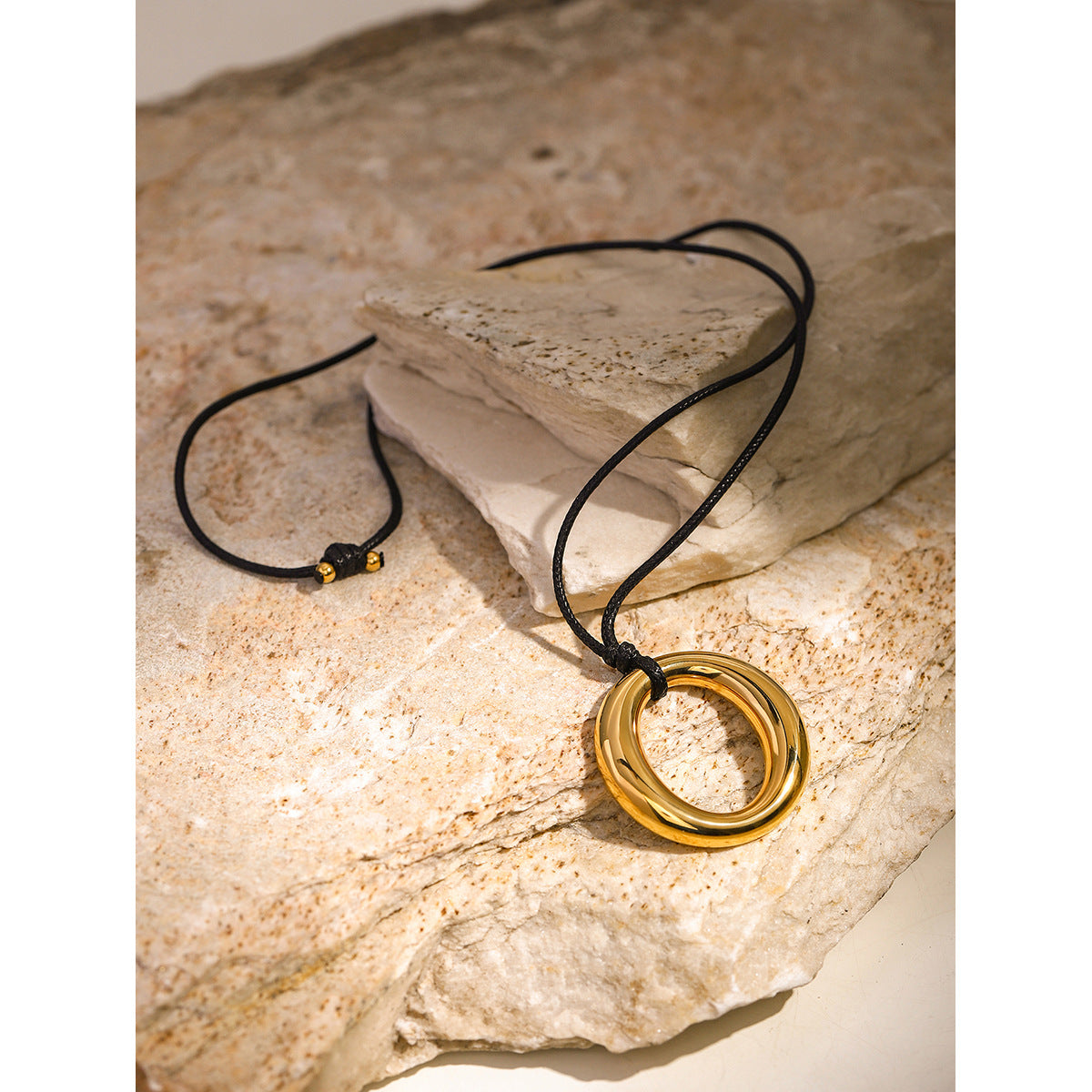 Wholesale 18k Gold Stainless Steel Necklace Wax Rope Necklace Round Hollow Necklace ACC-NE-JieDing003