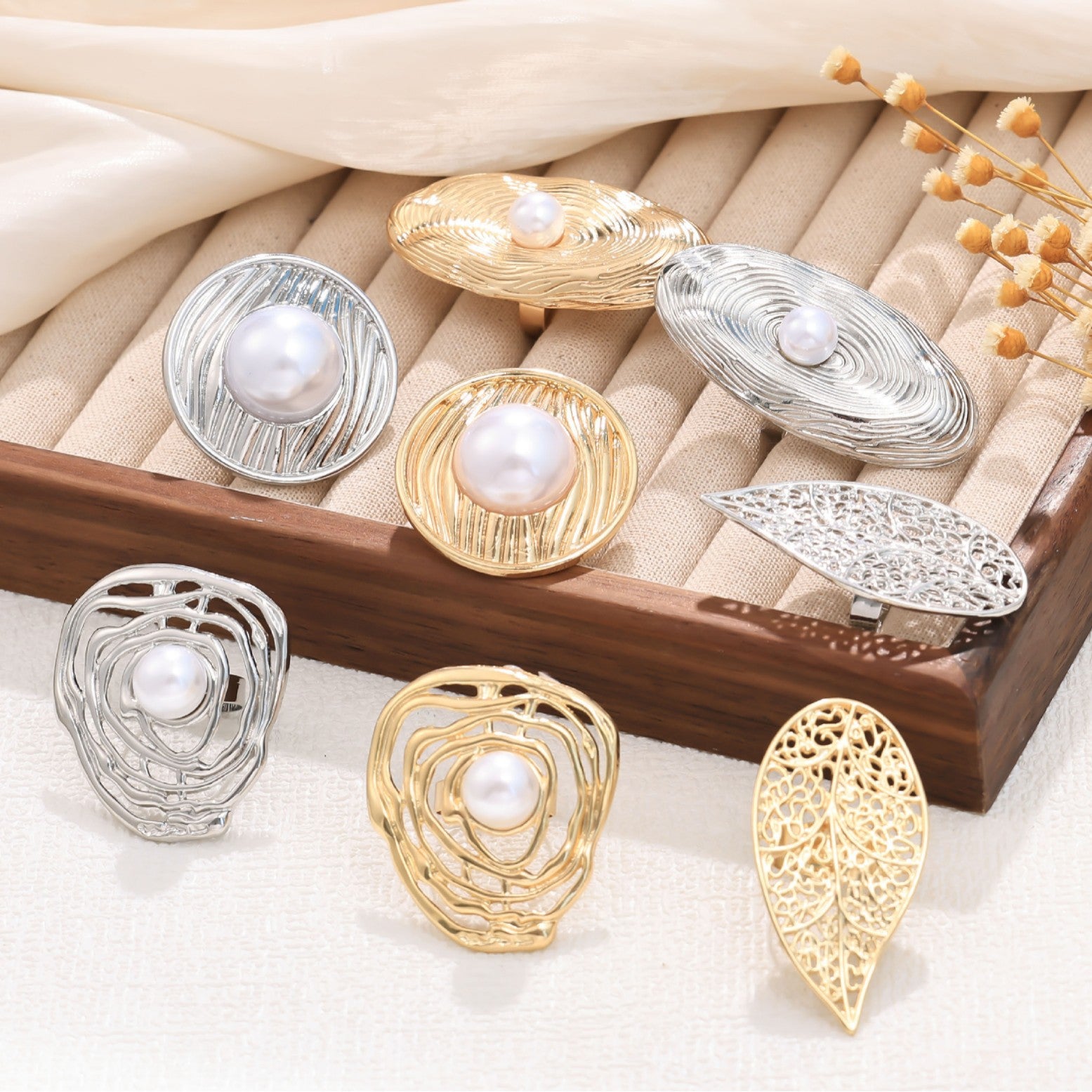 Wholesale  Asymmetrical Winding Pearl Open Ring