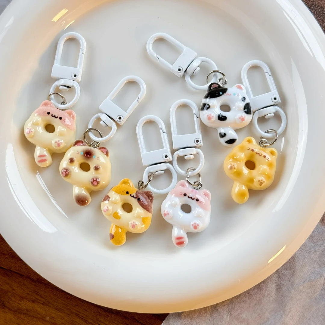 Wholesale Cartoon Cat Donut Keychain Resin Boutique Resale