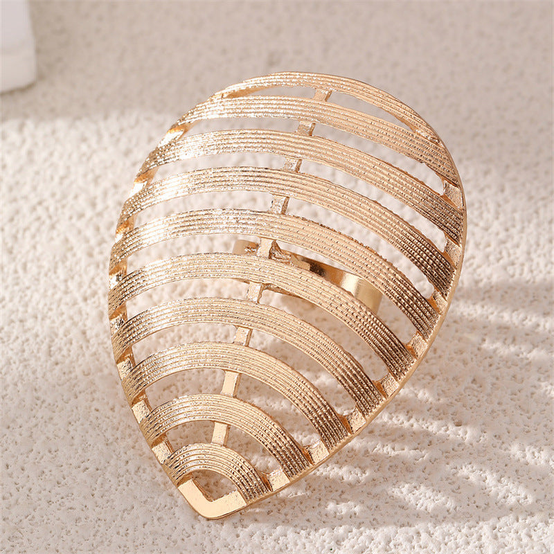 Wholesale Geometric flower pearl metal hollow ring