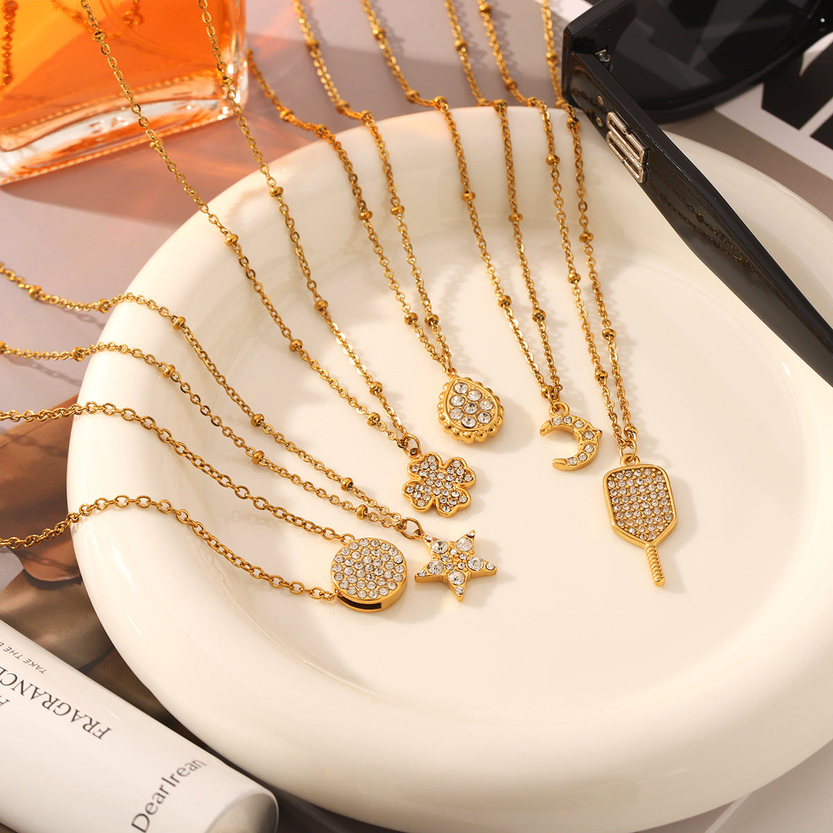 Wholesale Stainless Steel 18K Gold Drops Four-leaf Clover Moon Five-pointed Star Diamond Pendant Necklace