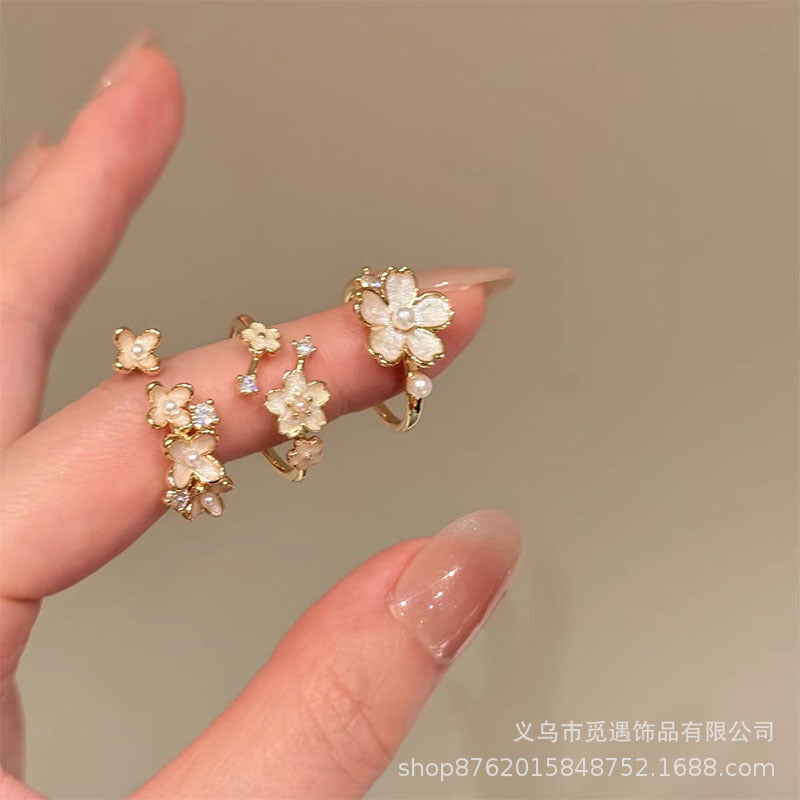 Wholesale Fashion Pearl Flower Rhinestone Ring for Women,  Adjustable Sparkle Jewelry Accessory for Everyday Wear