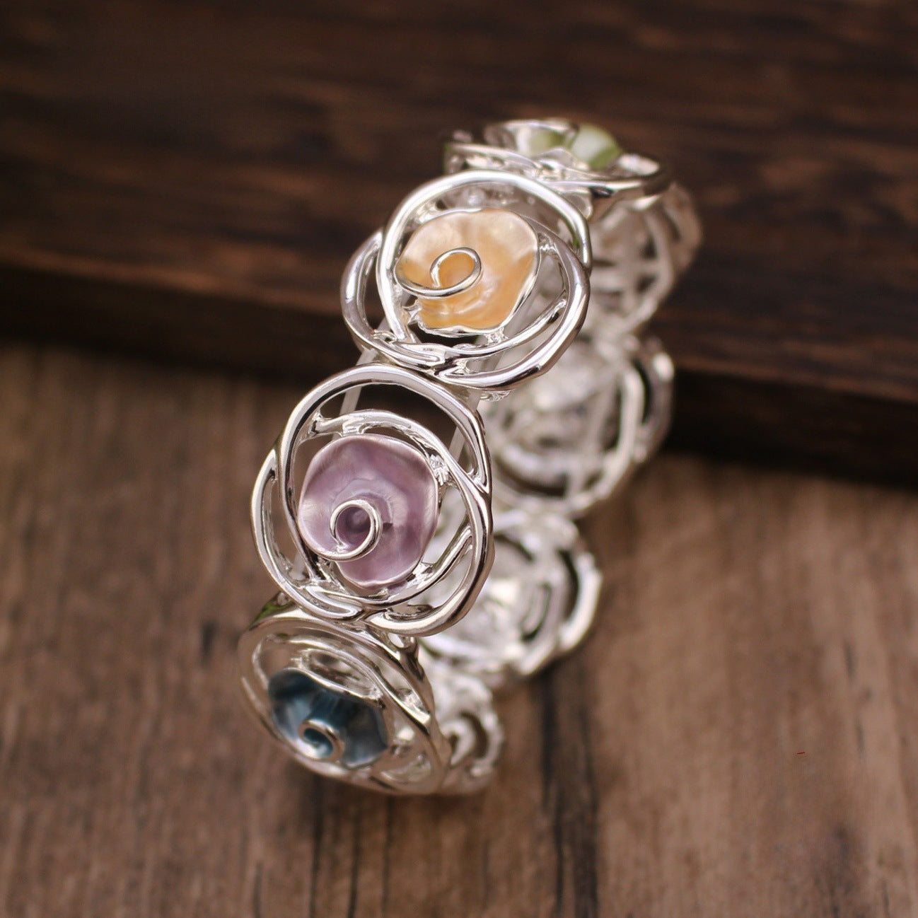 Wholesale Rose Alloy Bracelet Elastic Band  Colorful Hollow Out Rose Flower Bracelet