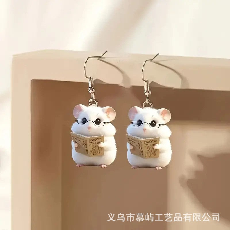 Wholesale Reading hamster acrylic earrings