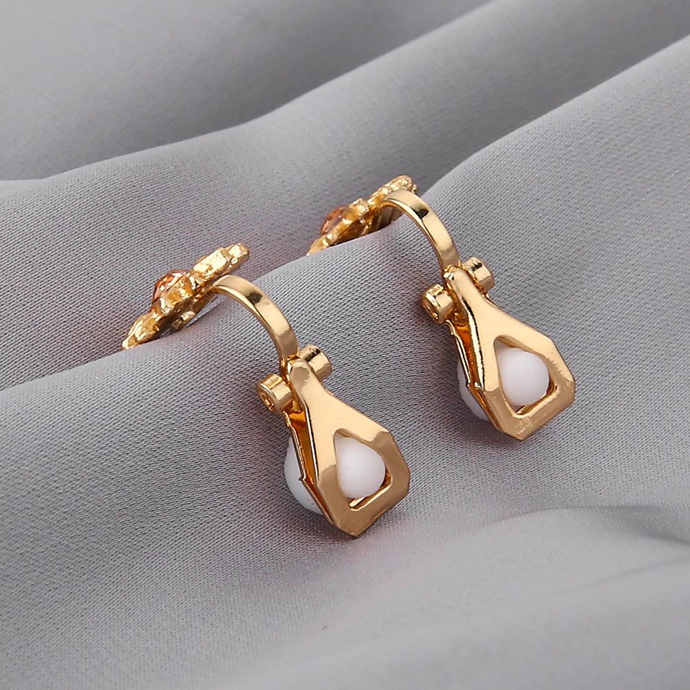 Wholesale Micro-paved zirconia daisy earrings