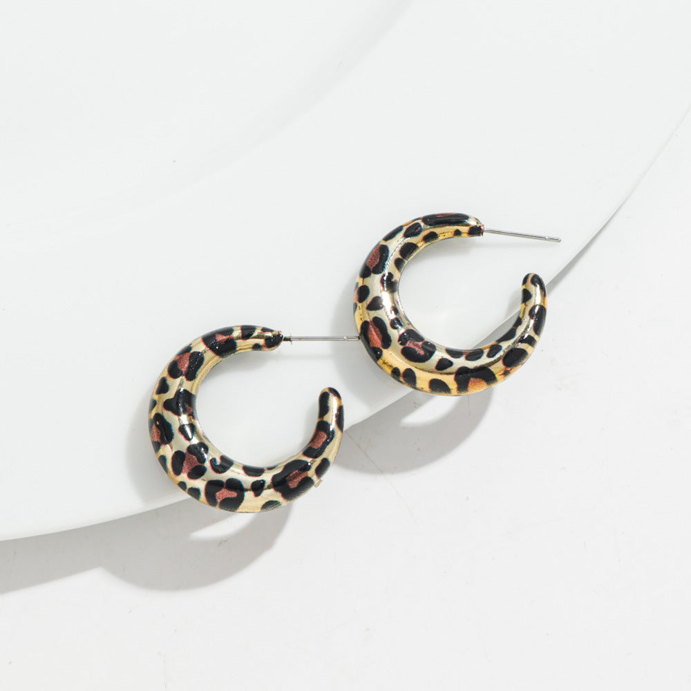 Wholesale  C- shaped Ear Ring Earrings Retro Earrings