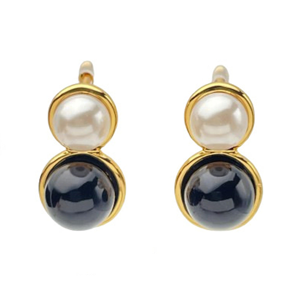 Wholesale  Retro Light Luxury Black and White Contrast Color  Earrings
