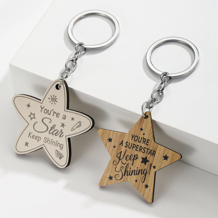 Wholesale  creative wooden five-pointed star keychain