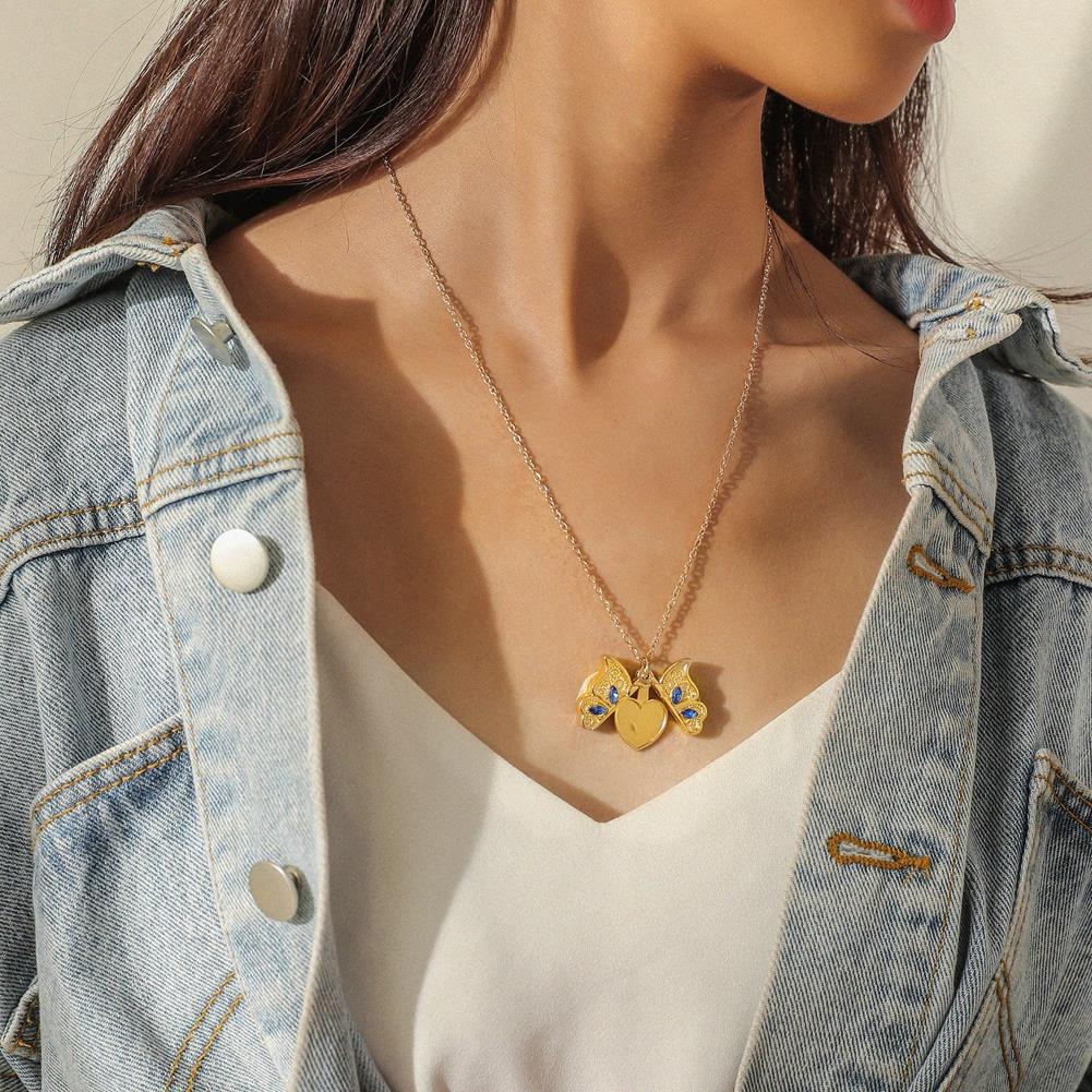 Wholesale metal diamond butterfly love open photo box pendant necklace