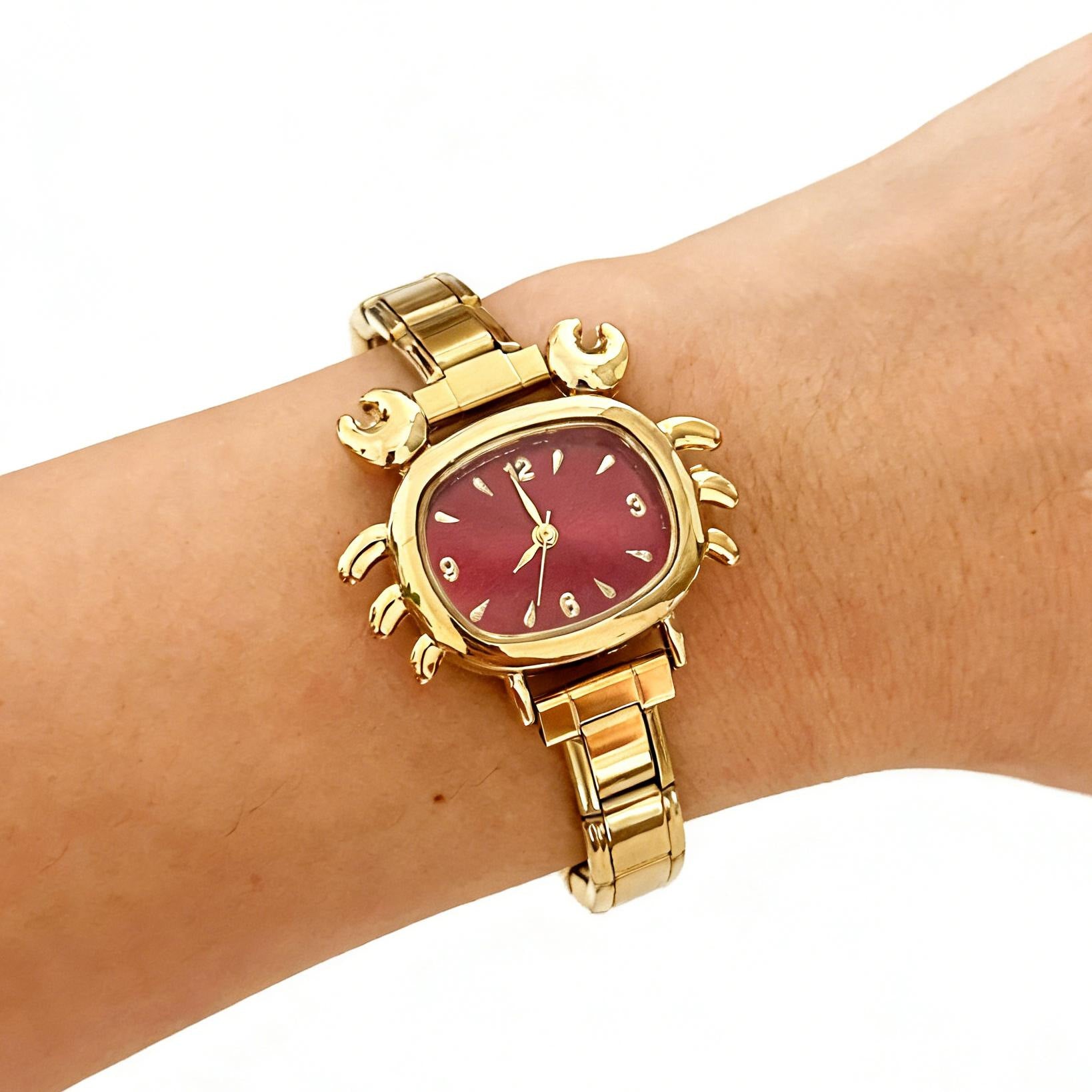 Wholesale Stylish Square Crab Design Stainless Steel Quartz Watch with Fashion Strap for Everyday Wear