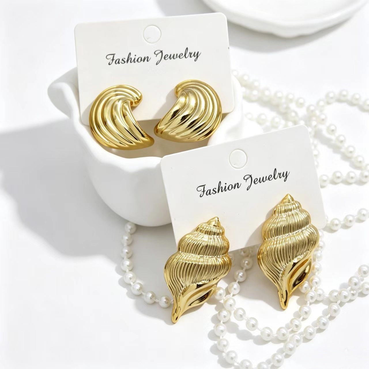 Wholesale Electroplated Acrylic Geometric Earrings Fashion Jewelry Accessory for Resale
