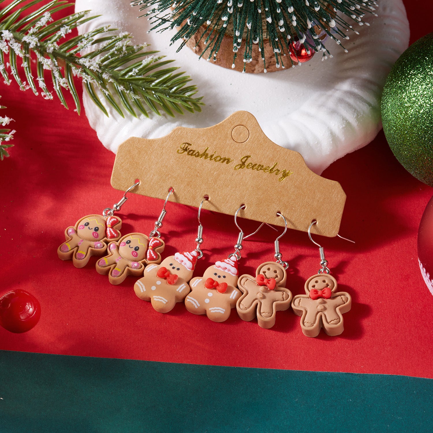 Wholesale Christmas Gingerbread Man Cartoon Resin Earring Set