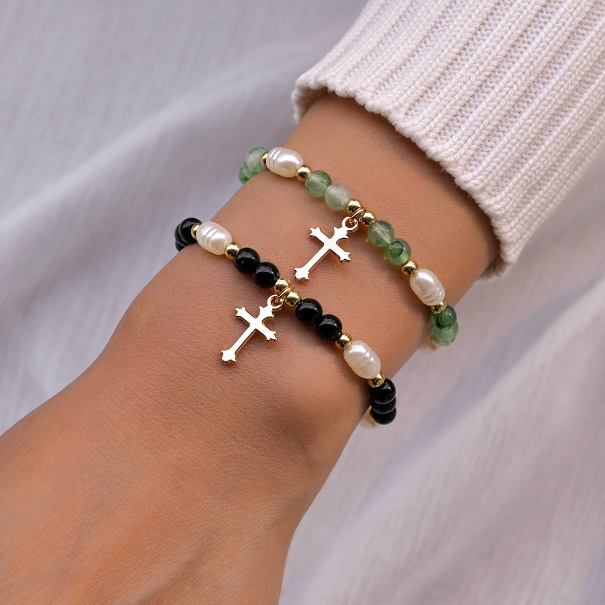 Wholesale Resin Man-made Pearl Cross Bracelet