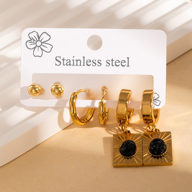 Wholesale Vintage Stainless Steel Earrings with Turquoise Rhinestones Fashion Accessory