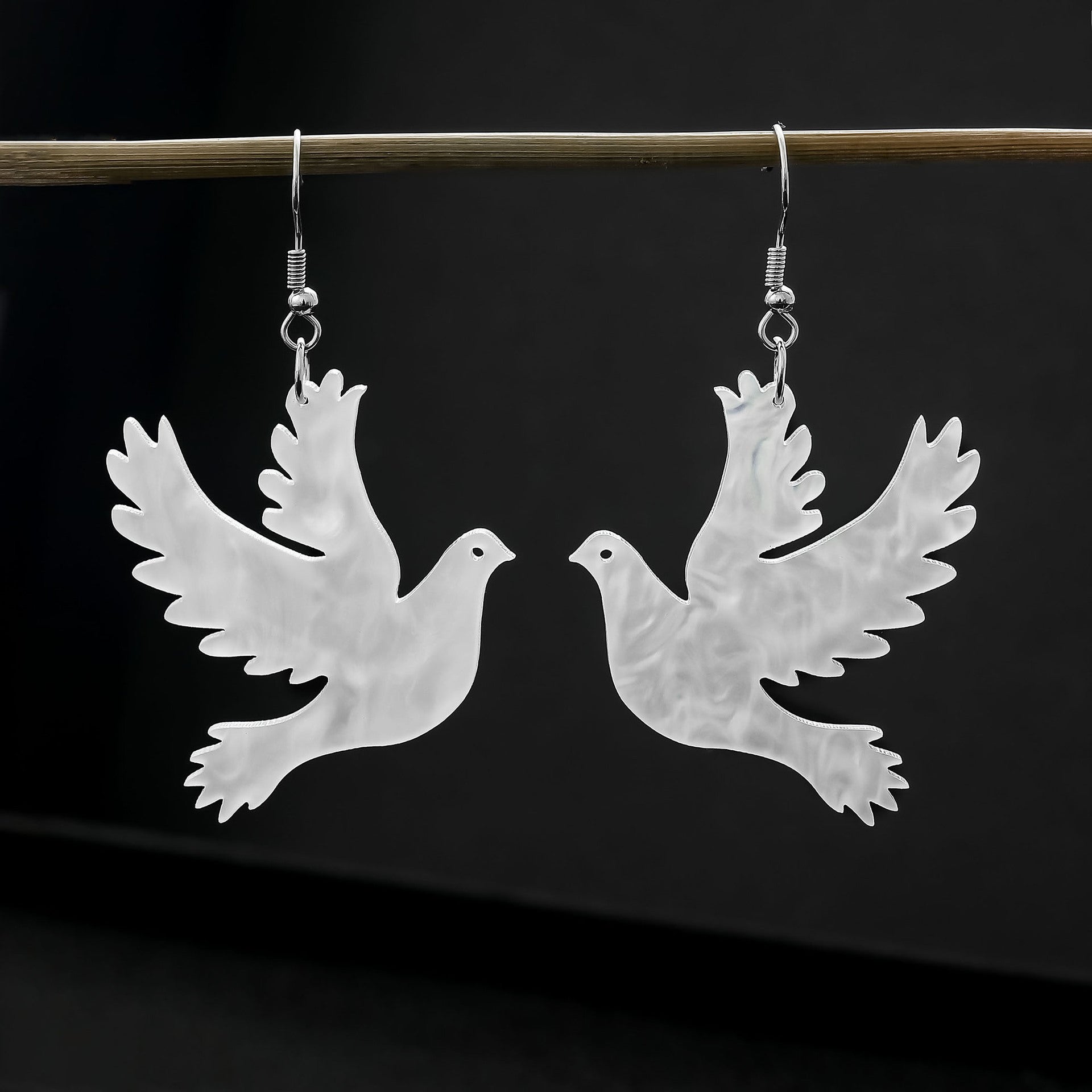 Wholesale Eco-friendly Acrylic Earrings White Dove Shape Earrings