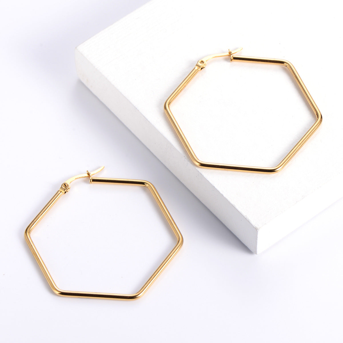 Wholesale Stainless steel 18K hexagonal round wire earrings
