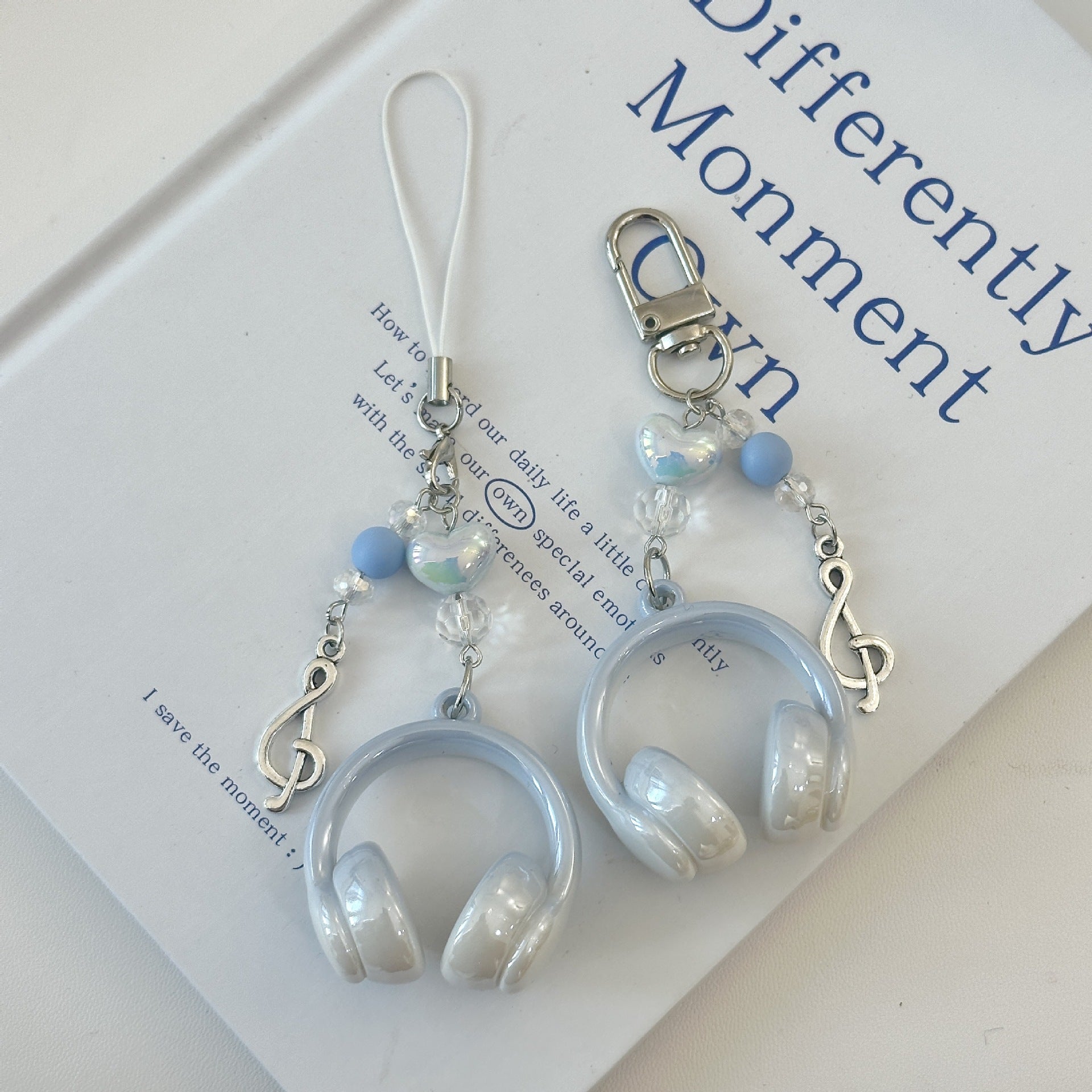 Wholesale Creative Music Headset Keychain