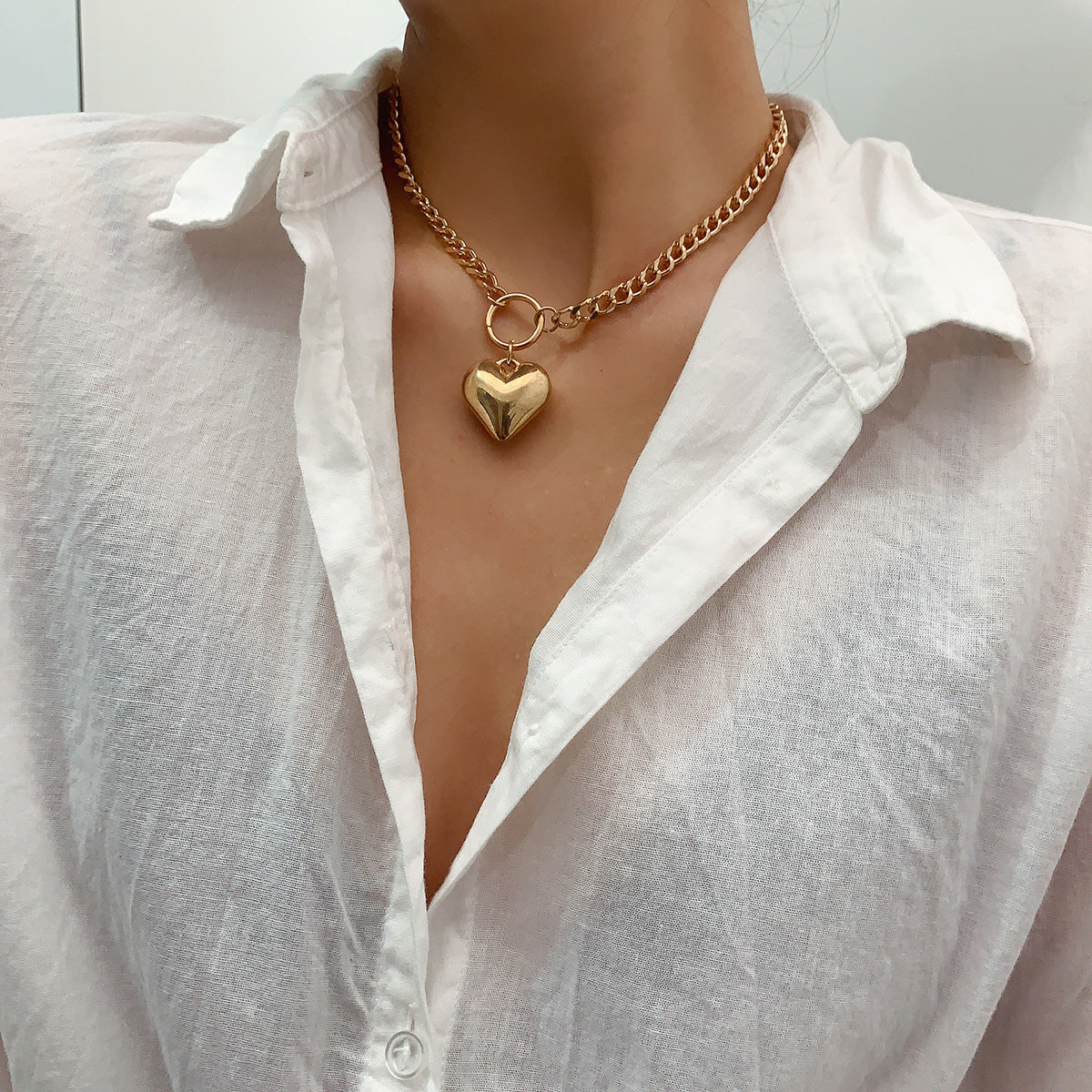Wholesale exaggerated geometric thick chain heart-shaped necklace