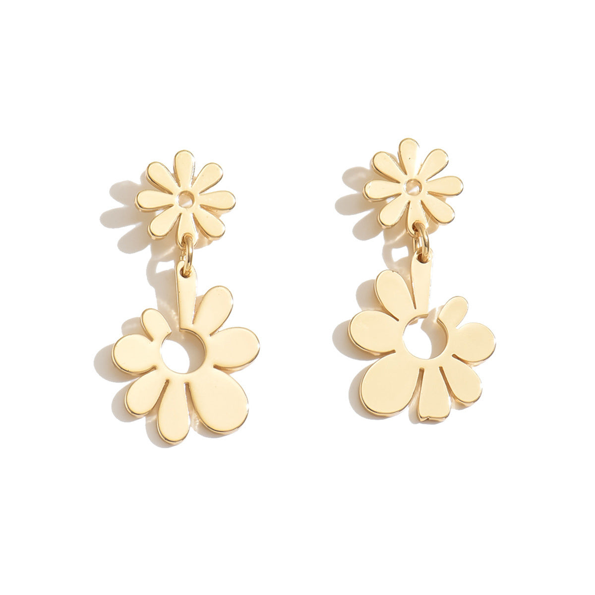 Wholesale  Fashion Hollow Flower Earrings