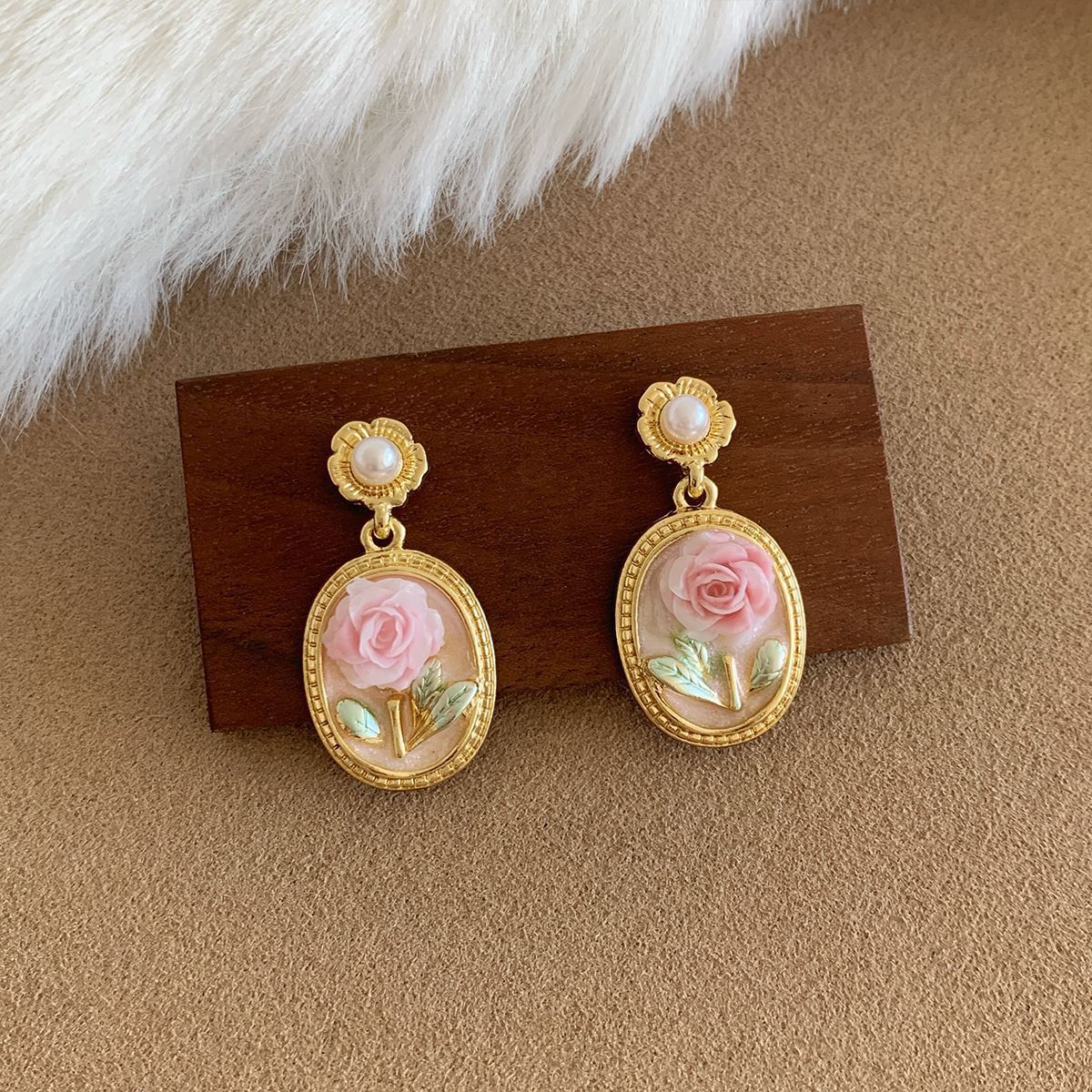 Wholesale oil painting pearl Monet garden earrings silver needle exquisite  design sense of medieval earrings