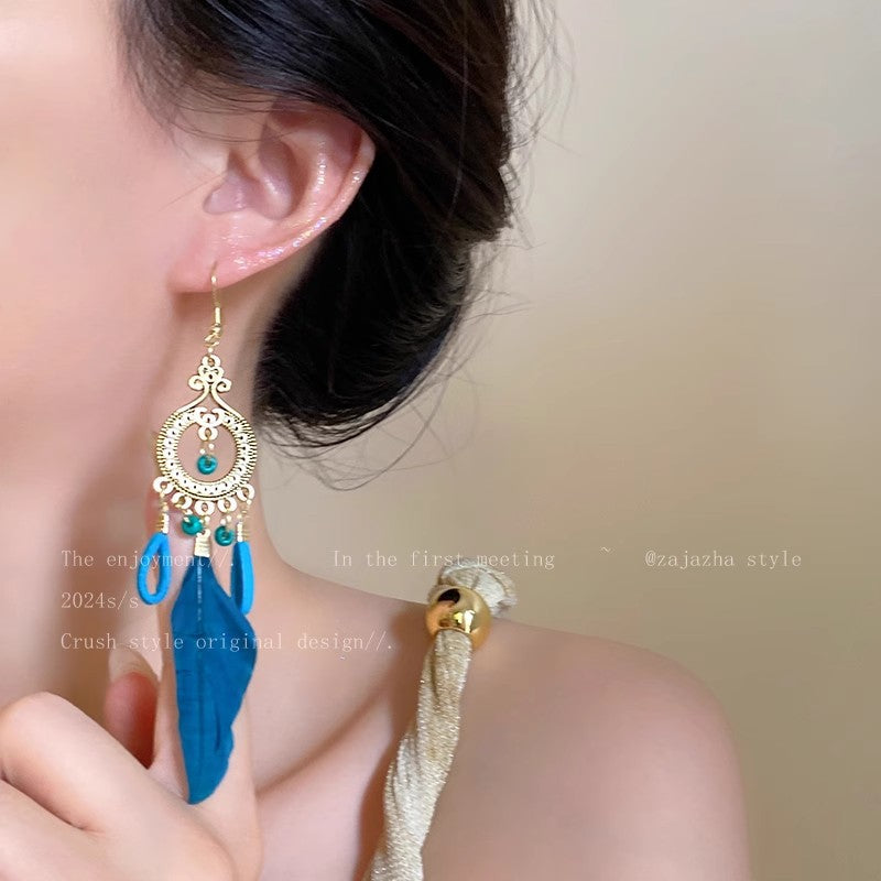 Wholesale Alloy Blue Feather Earrings,  Bohemian Tassel Jewelry Accessory for Beach Vacation