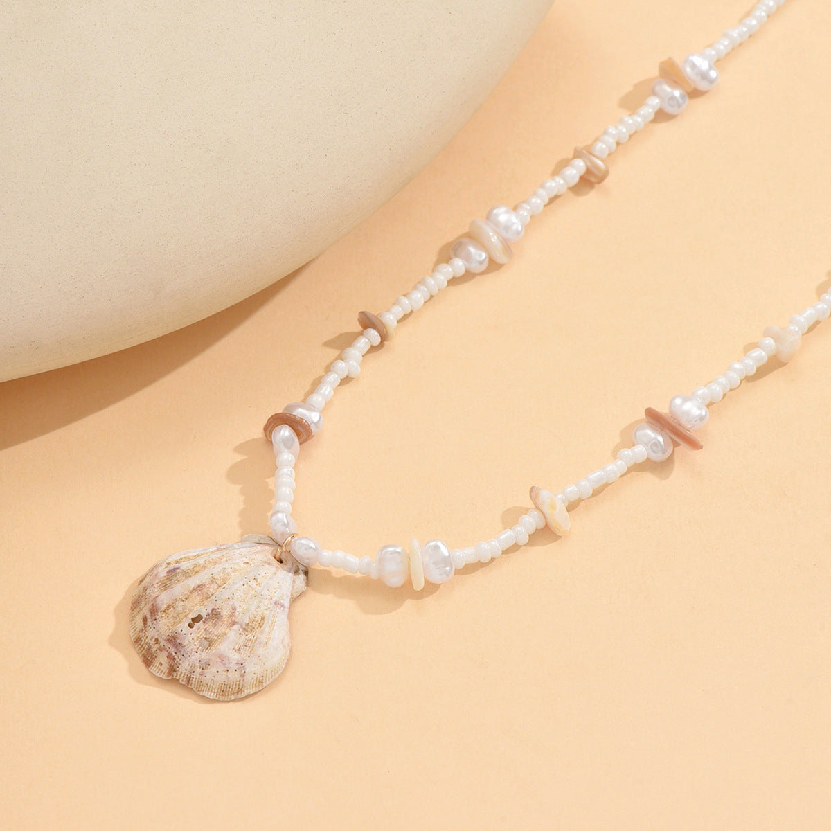 Wholesale shell bead chain beaded clavicle chain necklace