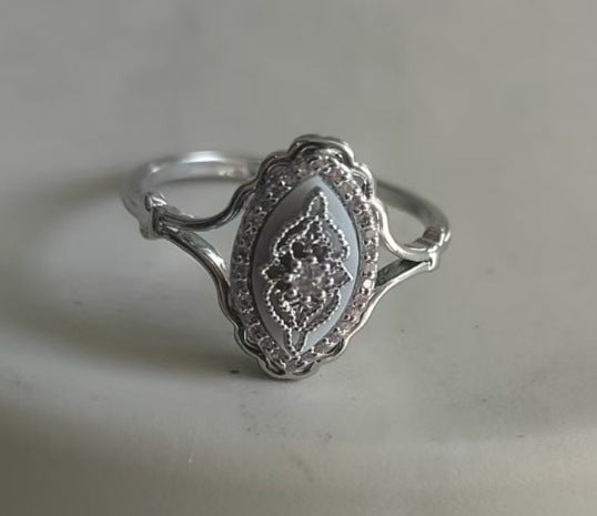 Wholesale Copper Electroplated Gold White Diamond Ring - Fashion Accessory for Resale