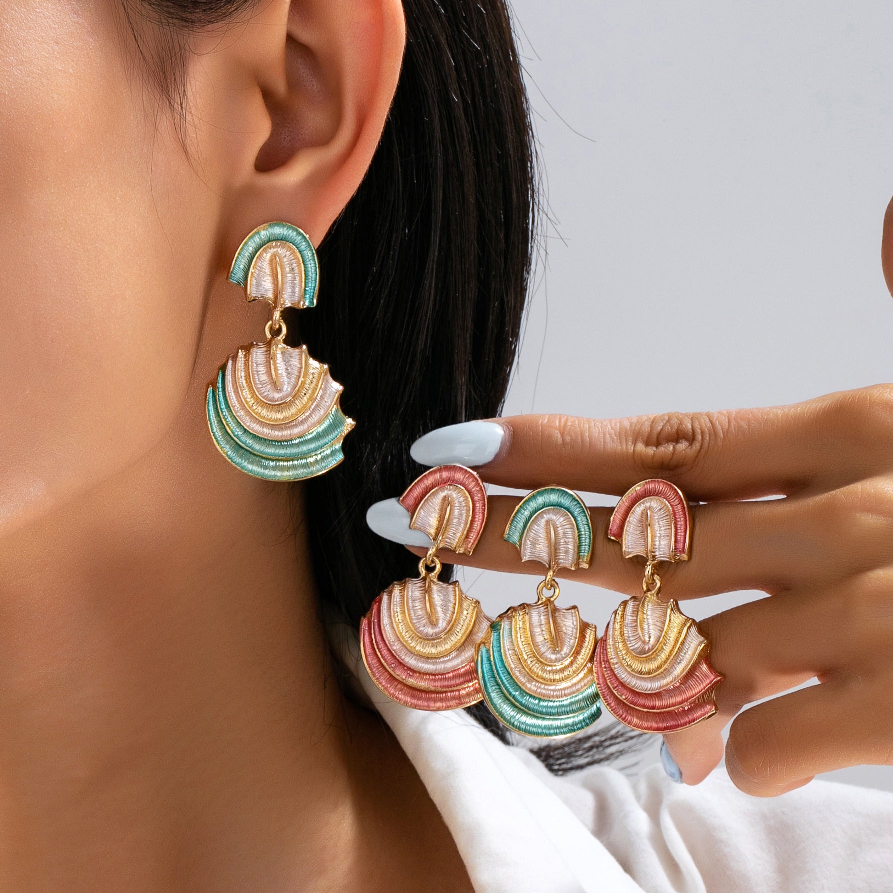 Wholesale Retro Fan Shaped Layered Drop Earrings For Women Ethnic Geometric Style Blue Electroplated Zinc Alloy Fashion Accessory Gift
