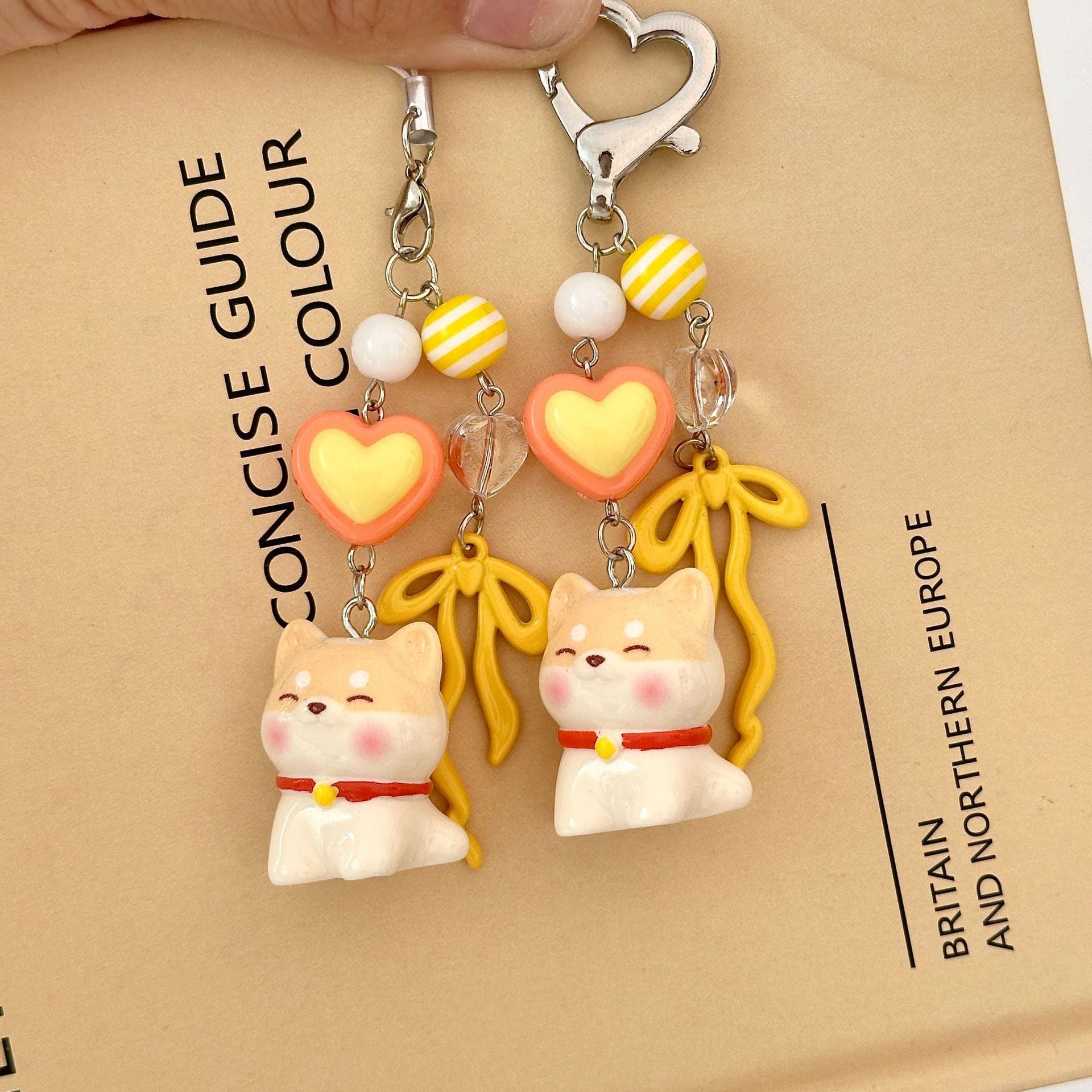 Wholesale Cartoon Cute Puppy Beaded Keychains