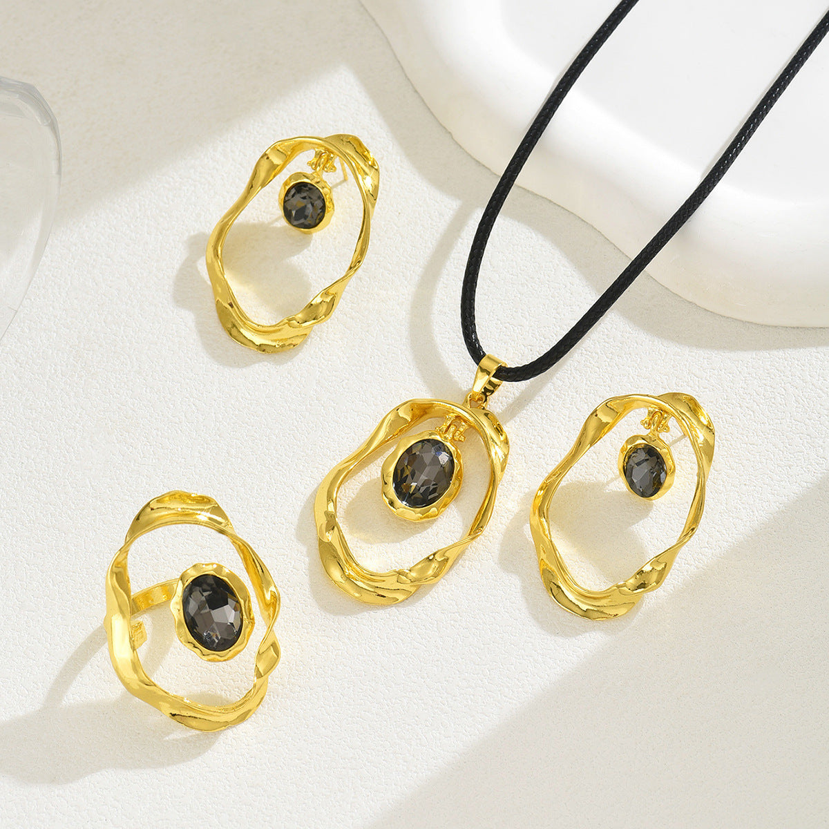 Wholesale  Light Luxury Women Jewelry suit Geometric Irregular Necklace Earrings  Ring