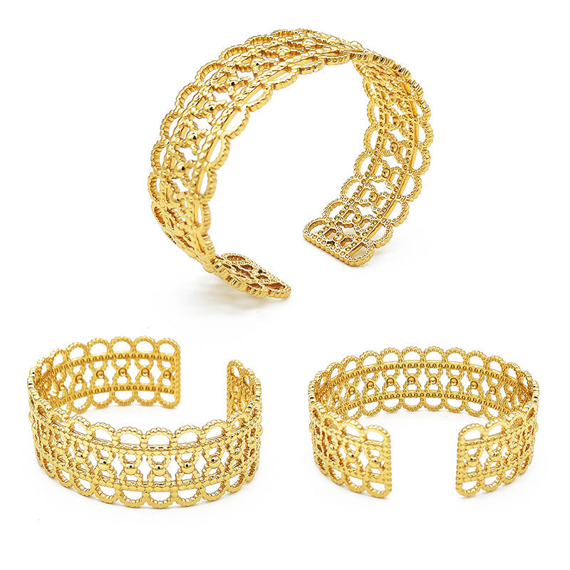 Wholesale Retro Polished Stainless Steel Open C-Shaped Cuff Bracelet