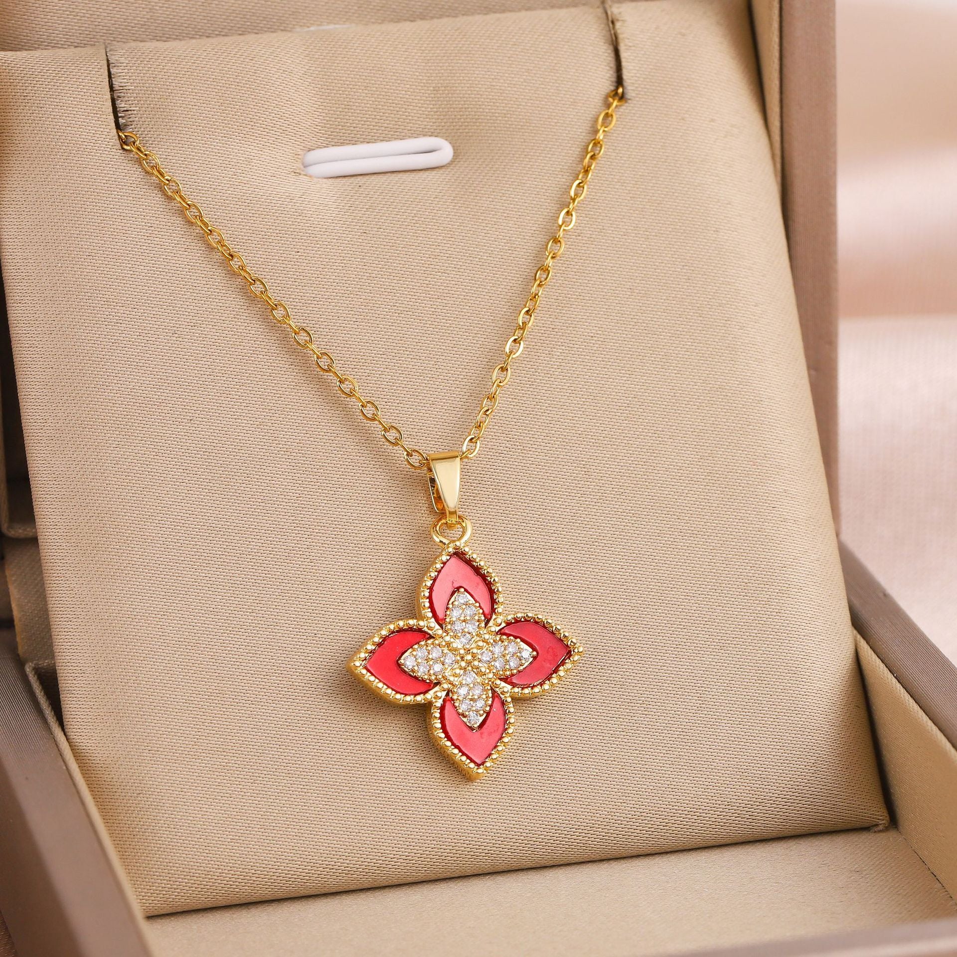 Wholesale Full Diamond Four-leaf Clover Pendant Titanium Steel Necklace ACC-NE-Chengy003