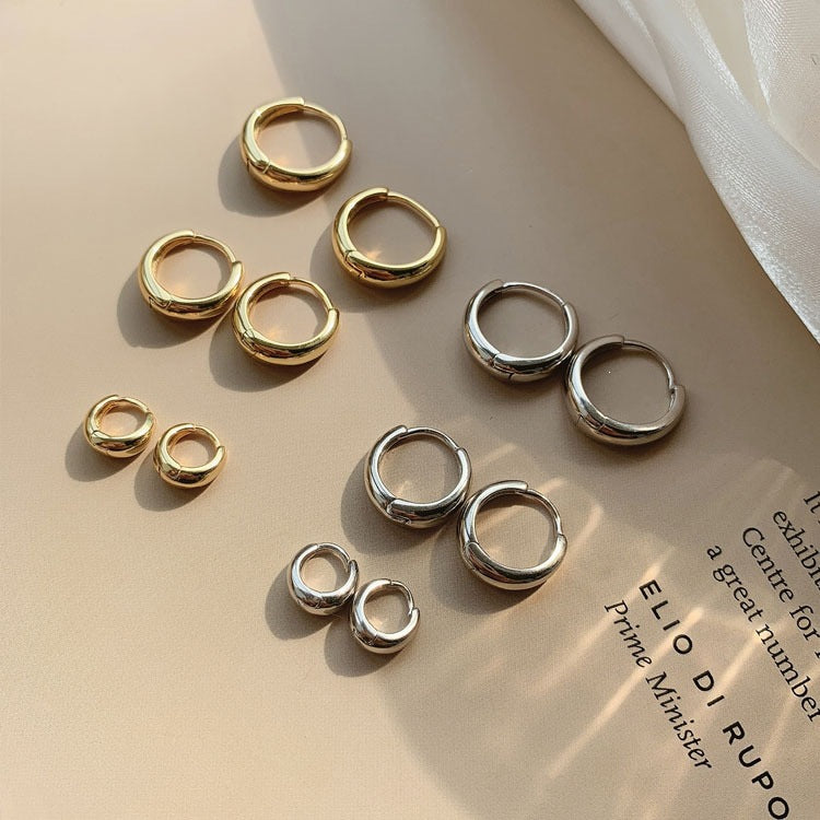 Wholesale Retro minimalist cool circle earrings