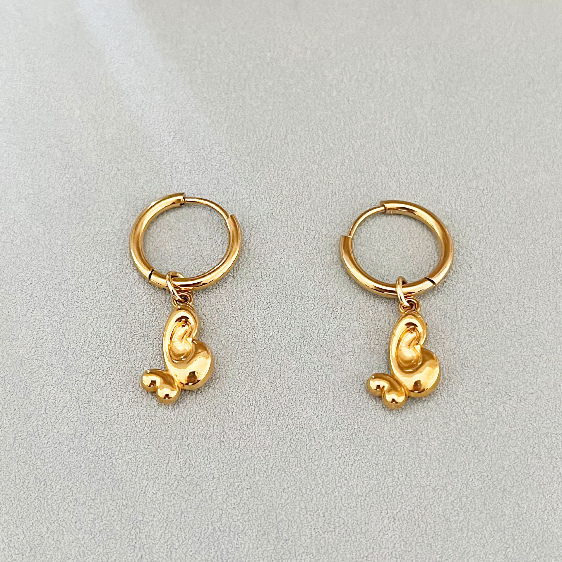 Wholesale hollowed-out  personalized design butterfly and heart earrings