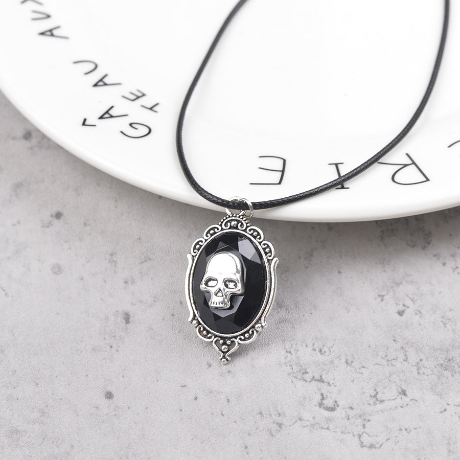 Wholesale Black Zinc Alloy Skull Pendant Necklace Retro Punk Gothic Chain Jewelry Accessory Party Gift Resale