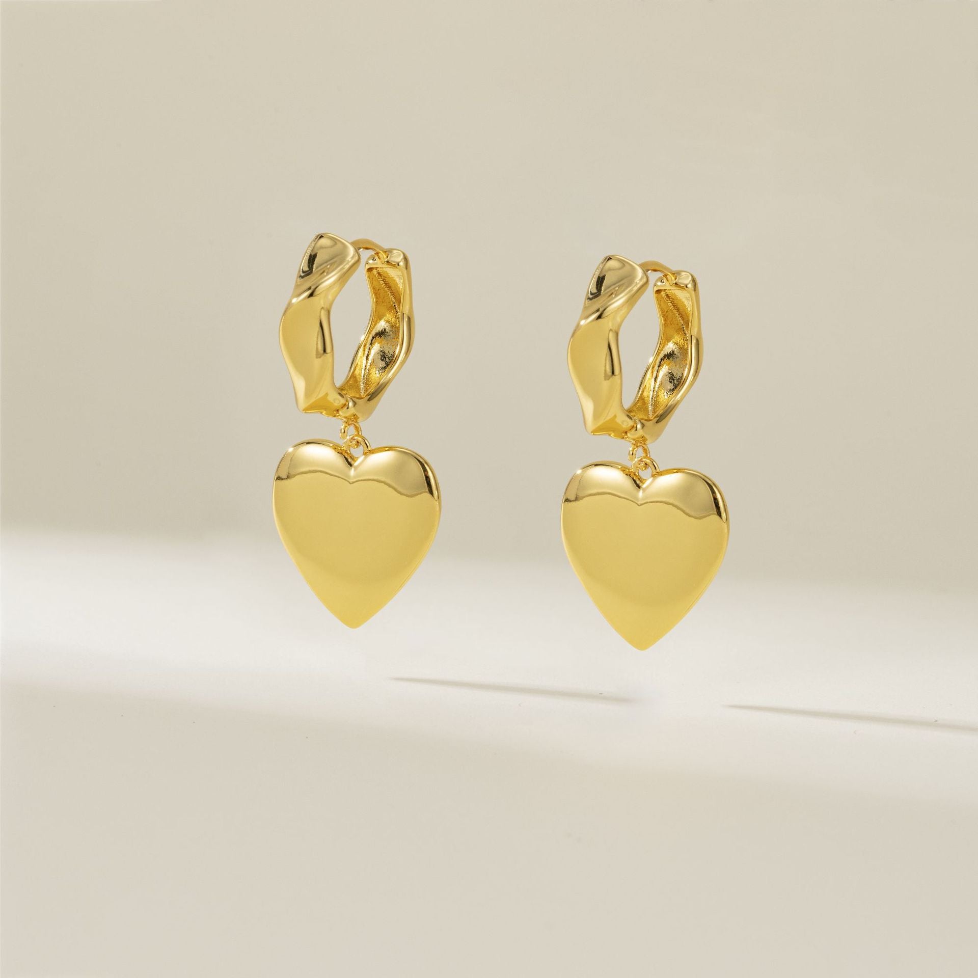 Wholesale copper plated gold inlaid zircon love earrings