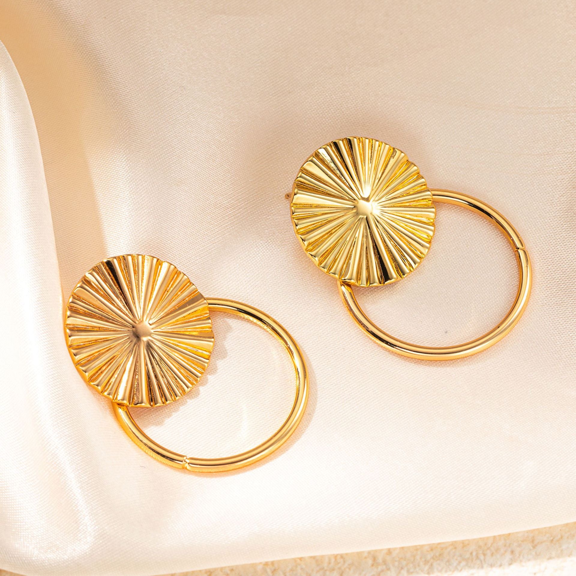 Wholesale French-Style Semicircular Titanium Steel Earrings,  Fashion Accessory for Everyday Wear Boutique Resale