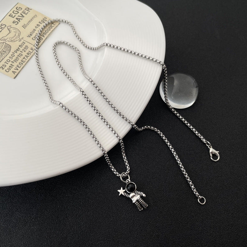 Wholesale Titanium Steel Magnetic Astronaut Couple Necklace