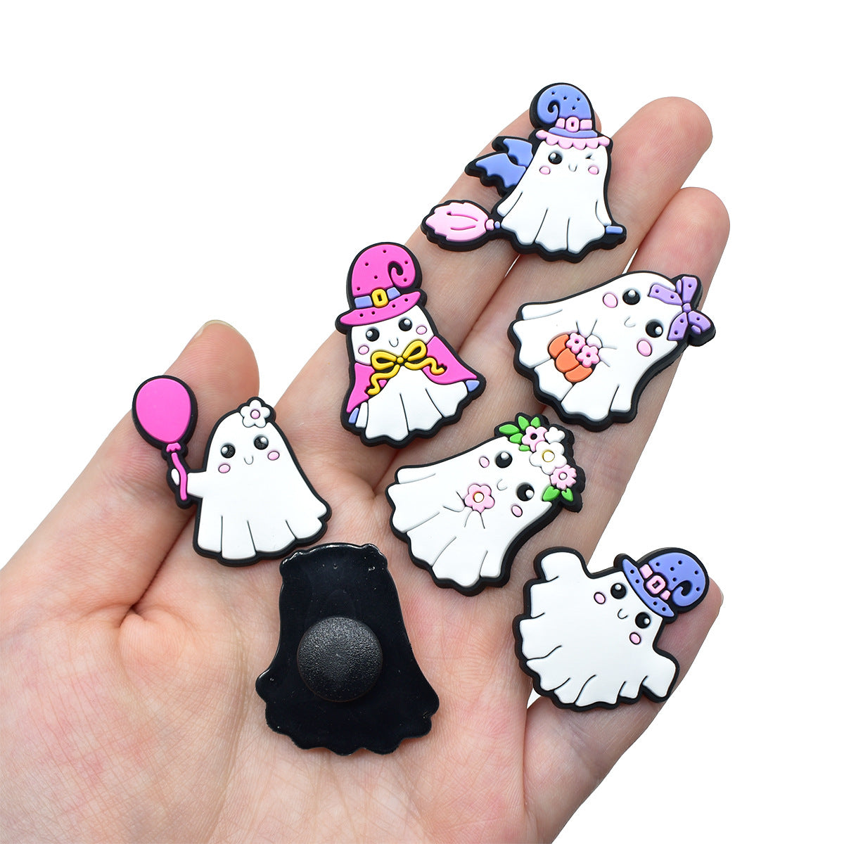 Wholesale  Random 100pcs Cute Cartoon Ghost PVC Soft Rubber Shoe Buckle Decoration