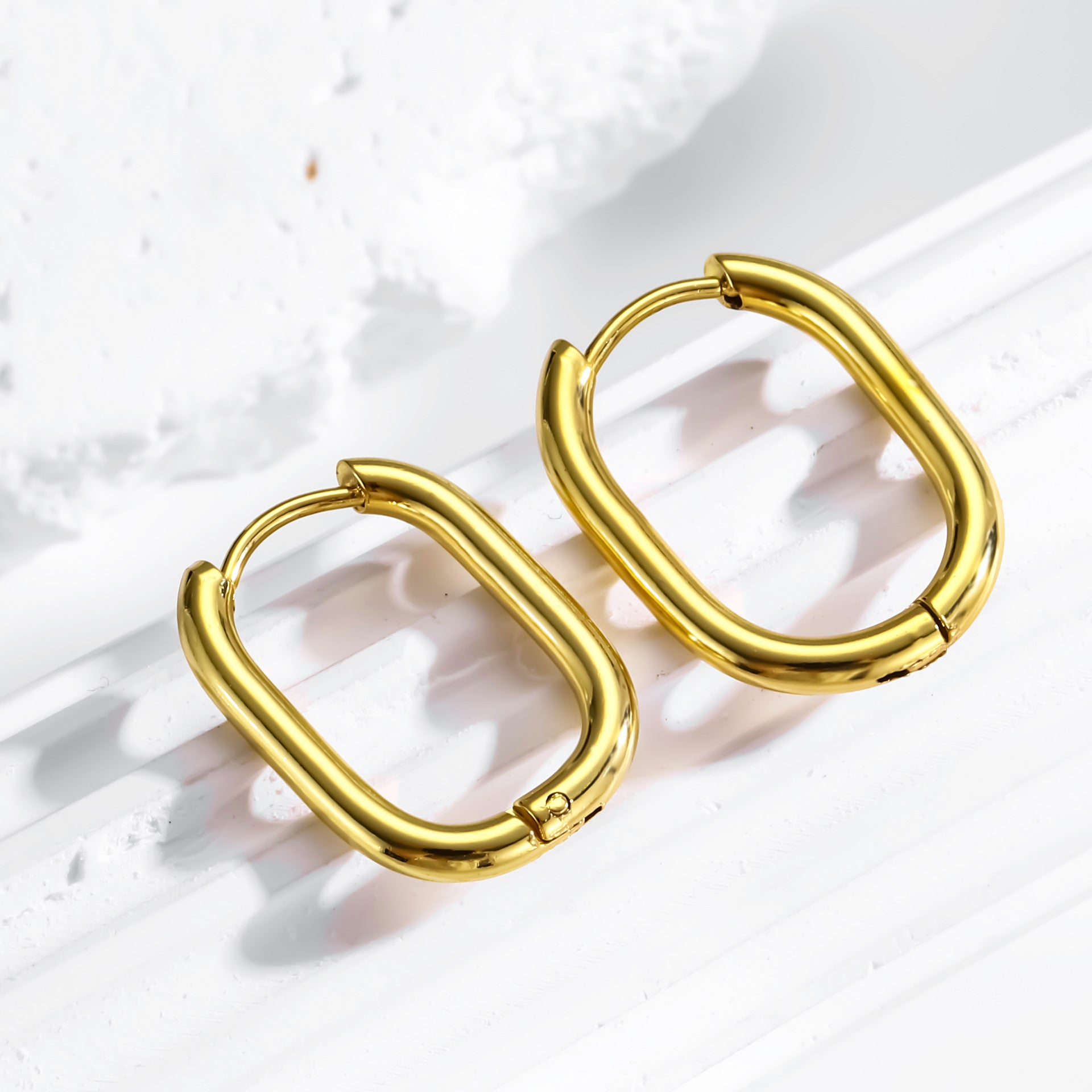 Wholesale Titanium steel square heart earrings